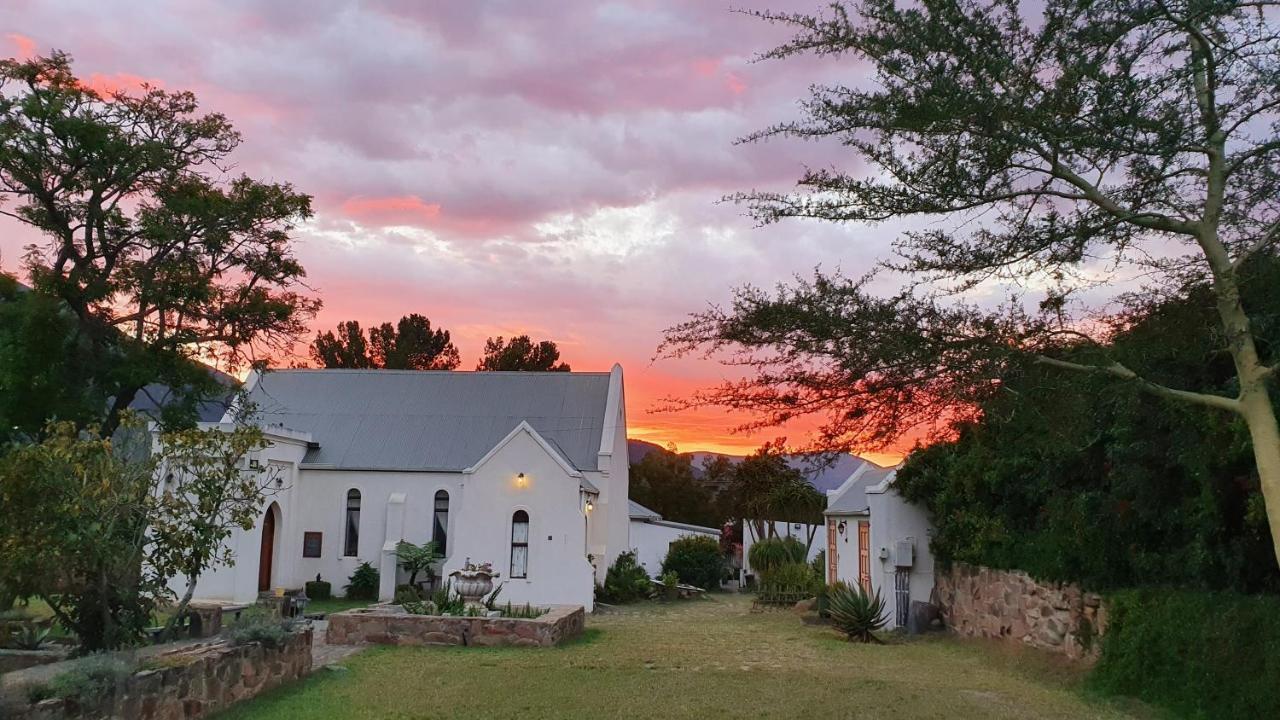 Angler And Antelope Guesthouse Somerset East Exterior photo